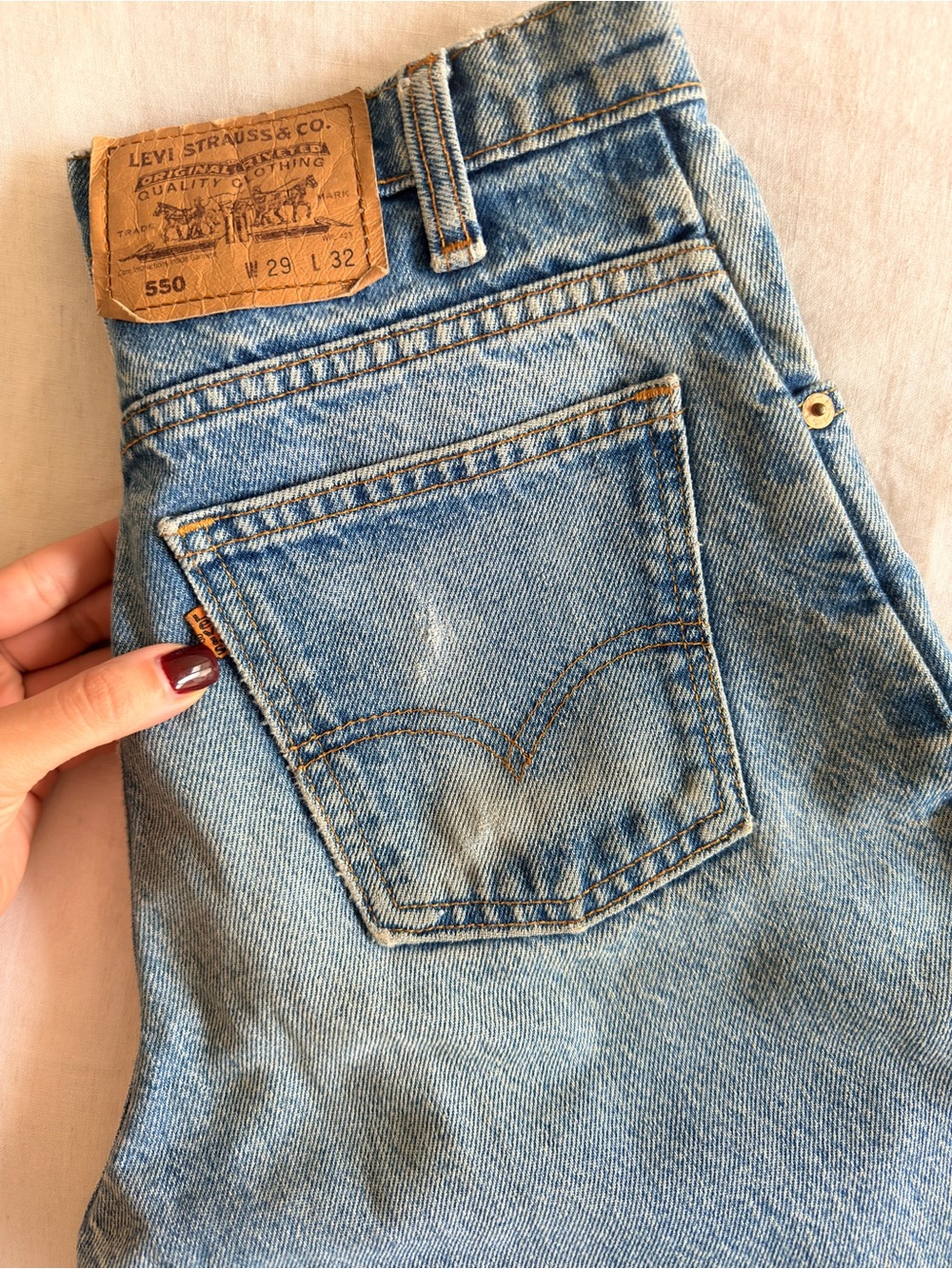 Levi's 550 High-Rise Light Blue Denim Jeans Size29 Orange Tag